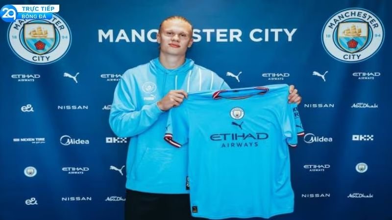 Erling Haaland Và Cristiano Ronaldo: Ai Dẫn Đầu Với Bản Hợp Đồng Kỷ Lục? 2 erling-haaland-va-cristiano-ronaldo-1
