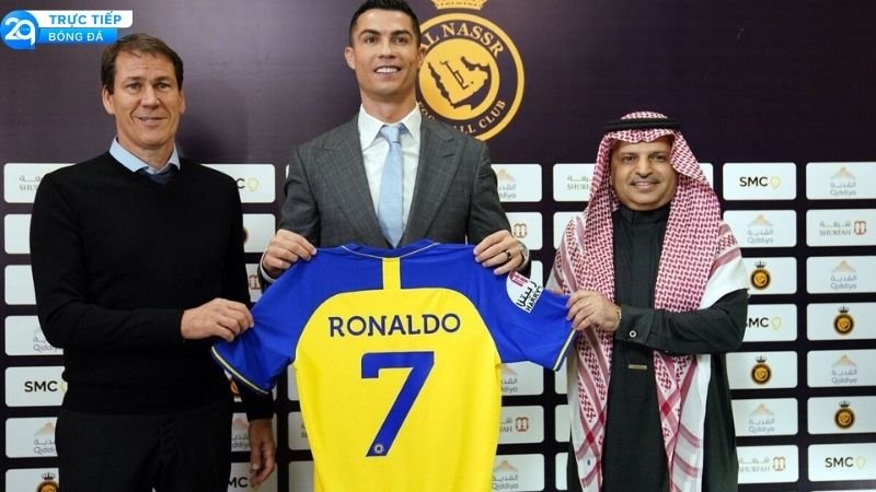 Erling Haaland Và Cristiano Ronaldo: Ai Dẫn Đầu Với Bản Hợp Đồng Kỷ Lục? 3 erling-haaland-va-cristiano-ronaldo-2