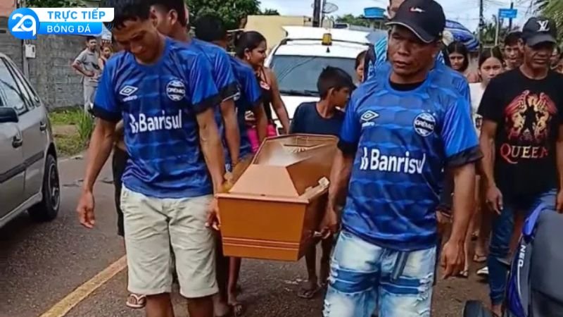 'Nỗi Đau Tột Cùng': Thủ Môn 16 Tuổi Qua Đời Sau Khi Cản Phạt Đền Bằng Ngực 3 thu-mon-16-tuoi-qua-doi-2