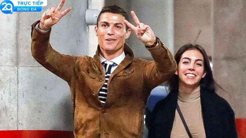 Georgina Rodriguez Gửi Thông Điệp Đặc Biệt: Ronaldo Có Phản Ứng Bất Ngờ! 3 georgina-rodriguez-2