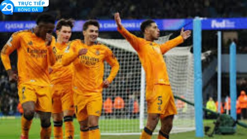 Man City Bại 2-3 Trước Real Madrid: Bellingham & Co "Hạ Nhục" Chủ Nhà Sau Loạt Sai Lầm Thảm Họa 2 man-city-bai-2-3-truoc-real-madrid-1