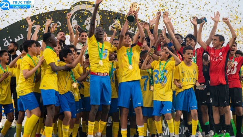 Cristiano Jr. "Quái Vật" Ở Al-Nassr – Con Trai CR7 Gây Ấn Tượng Mạnh 2 cristiano-jr-1