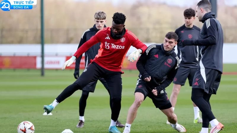 Mason Mount Tái Xuất Sau 3 Tháng Vắng Bóng: Man Utd Đối Diện 'Cuộc Khủng Hoảng' Đội Hình! 3 mason-mount-2